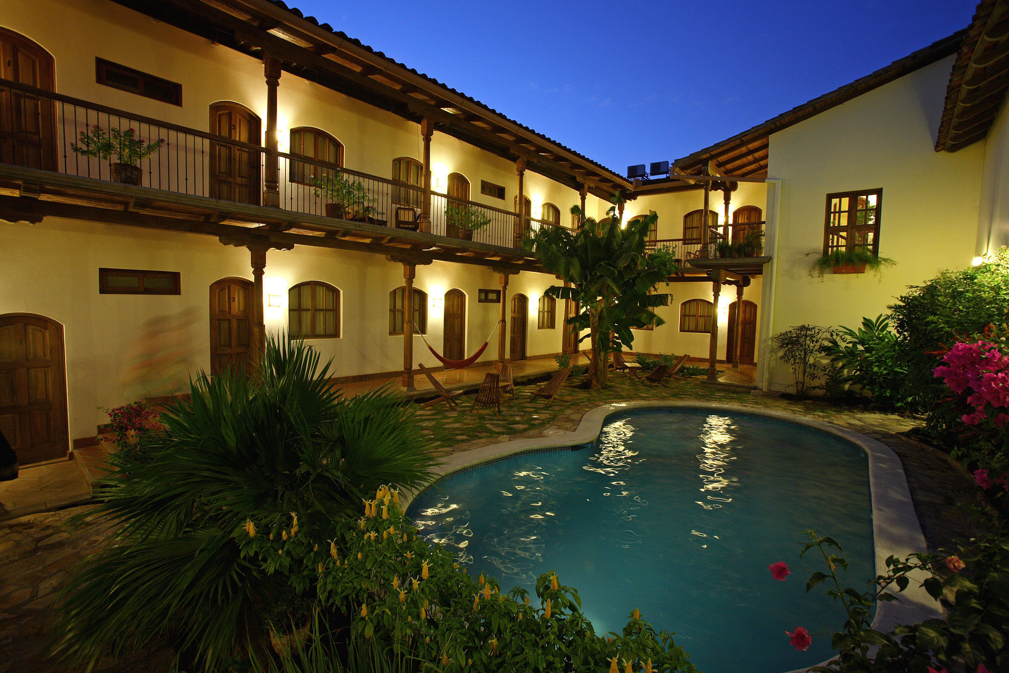 Hotel Patio Del Malinche Granada Buitenkant foto